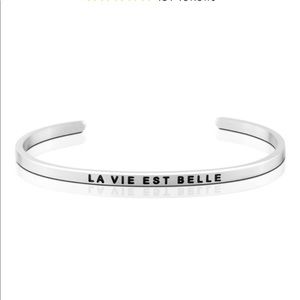 MantaBand La Vie Et Belle